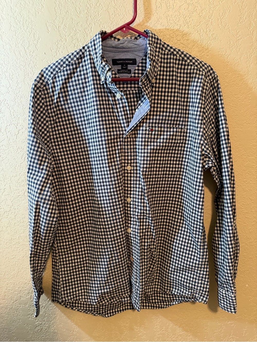 NWOT Tommy Hilfiger Men’s Plaid Gingham Button-Down Shirt